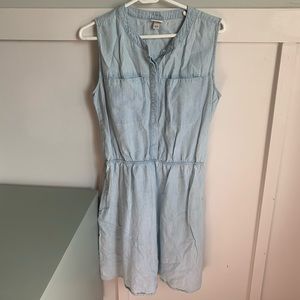 *******DO NOT BUY SOLD ON MERCARI Chambray dress